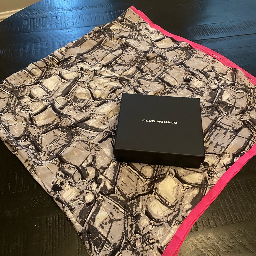 Club monaco silk scarf